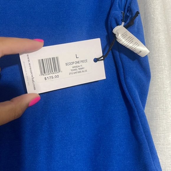 WeWoreWhat scoop one piece towel terry blue - Picture 6 of 8
